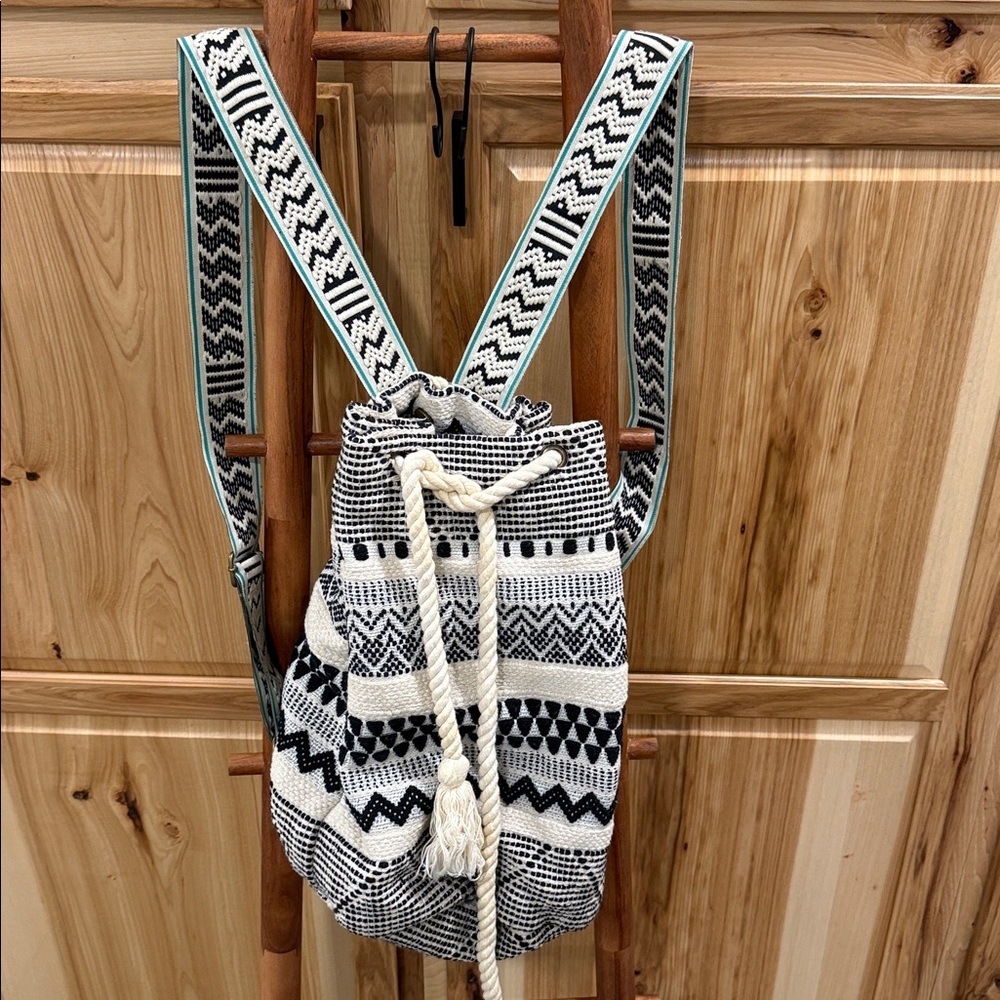 Billabong Cream and Black Bohemian Festival Aztec Drawstring Rope Backpack